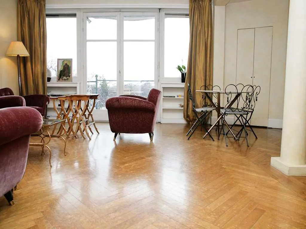 Appartement De Prestige Champs-Elysees Hotel Paříž