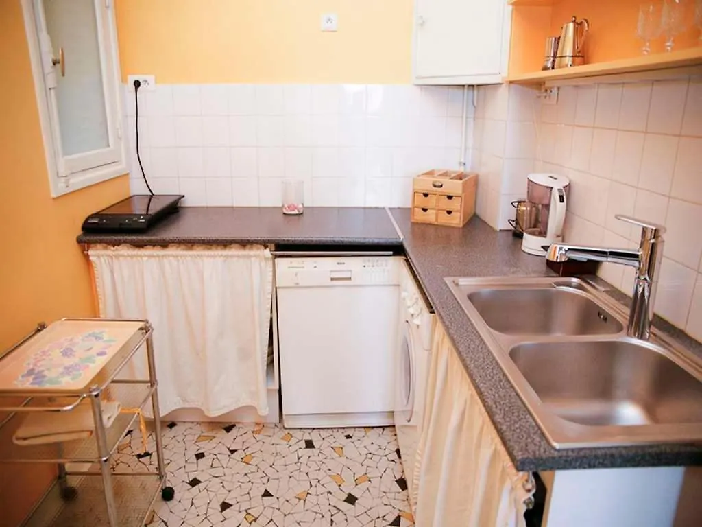 Hotel Appartement De Prestige Champs-Elysees 3*