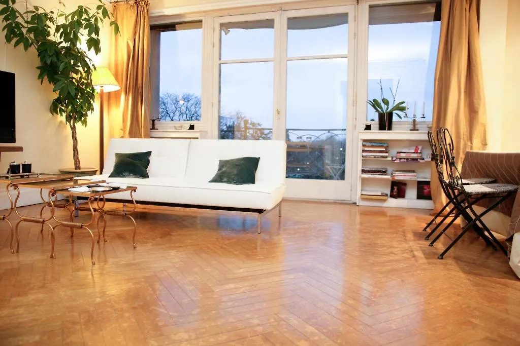Appartement De Prestige Champs-Elysees Hotel Paříž